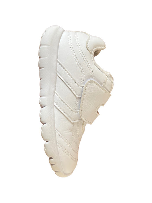 A White Sneakers from Dr. Kong in size 3T for neutral. (Back View)