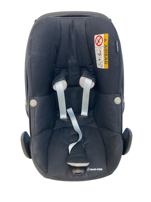 A Black Car Accessories from Maxi-Cosi in size O/S for neutral. (Front View)