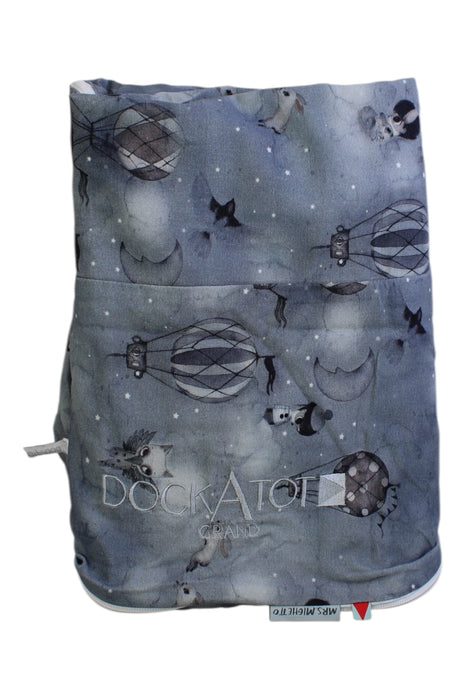 A Blue Changing Mats & Covers from DockATot in size 6-12M for neutral. (Front View)