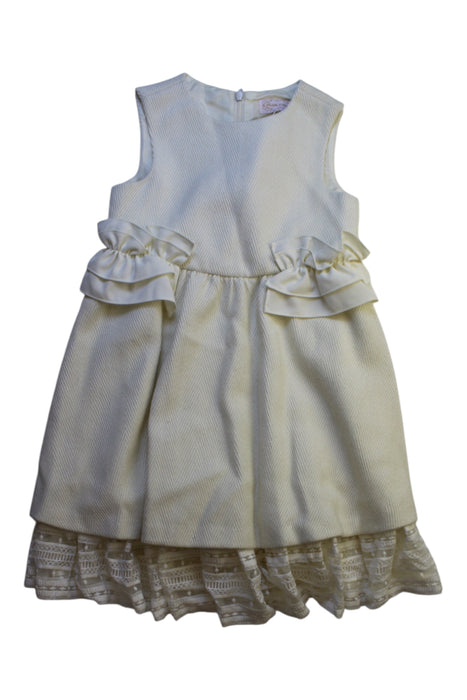 A Ivory Sleeveless Dresses from Nicholas & Bears in size 6T for girl. (Front View)