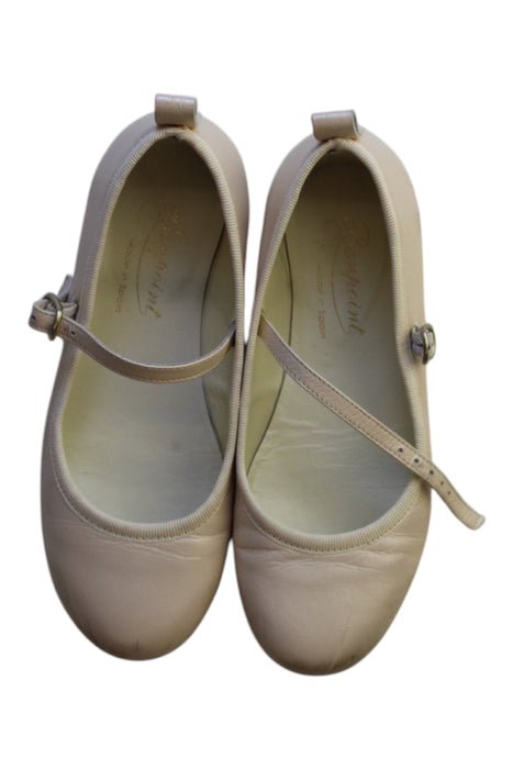 A White Flats from Bonpoint in size 7Y for girl. (Back View)