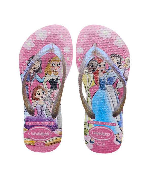 A Pink Flip Flops from Havaianas in size 5T for girl. (Front View)
