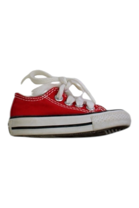 A Red Sneakers from Converse in size 6-12M for neutral. (Front View)