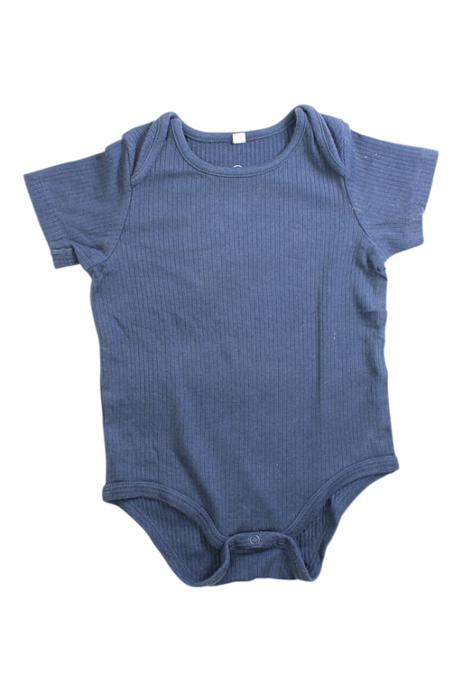 A Blue Short Sleeve Bodysuits from Mori in size 6-12M for neutral. (Front View)