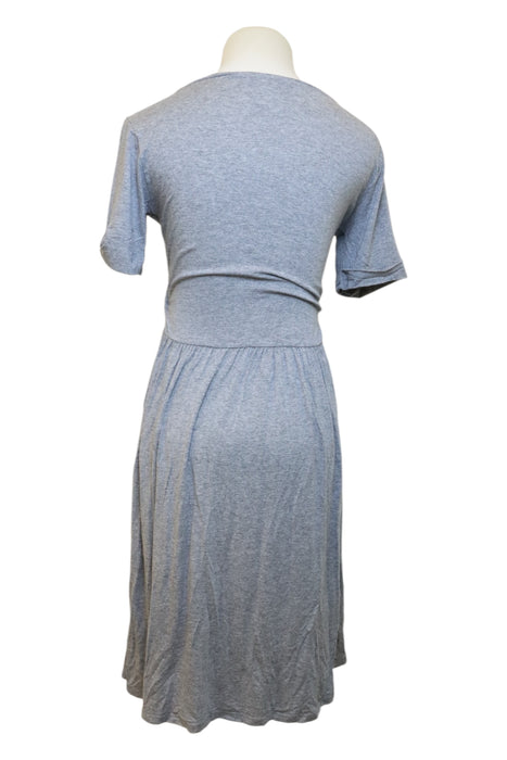 A Grey Short Sleeve Dresses from Envie de Fraise in size Maternity-S for maternity. (Back View)