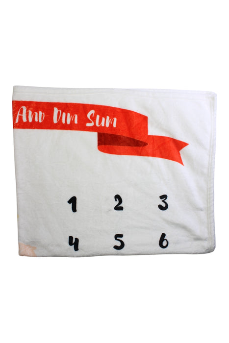 A White Towels from The Wee Bean in size O/S for neutral. (Front View)