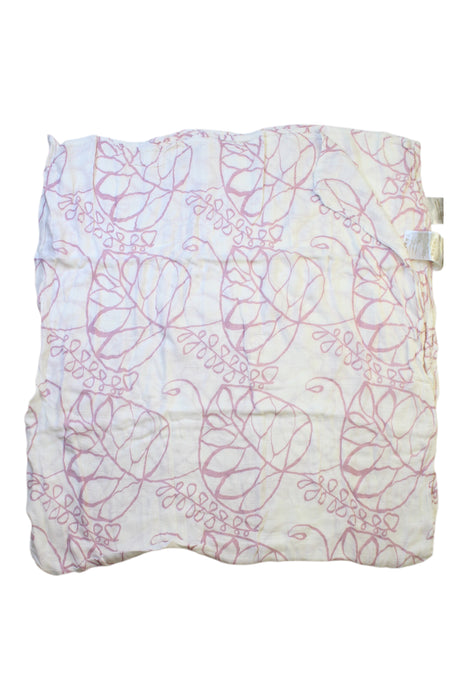 A Pink Blankets from Aden & Anais in size O/S for girl. (Front View)