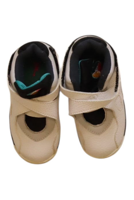 A Multicolour Sneakers from Air Jordan in size 3T for boy. (Back View)