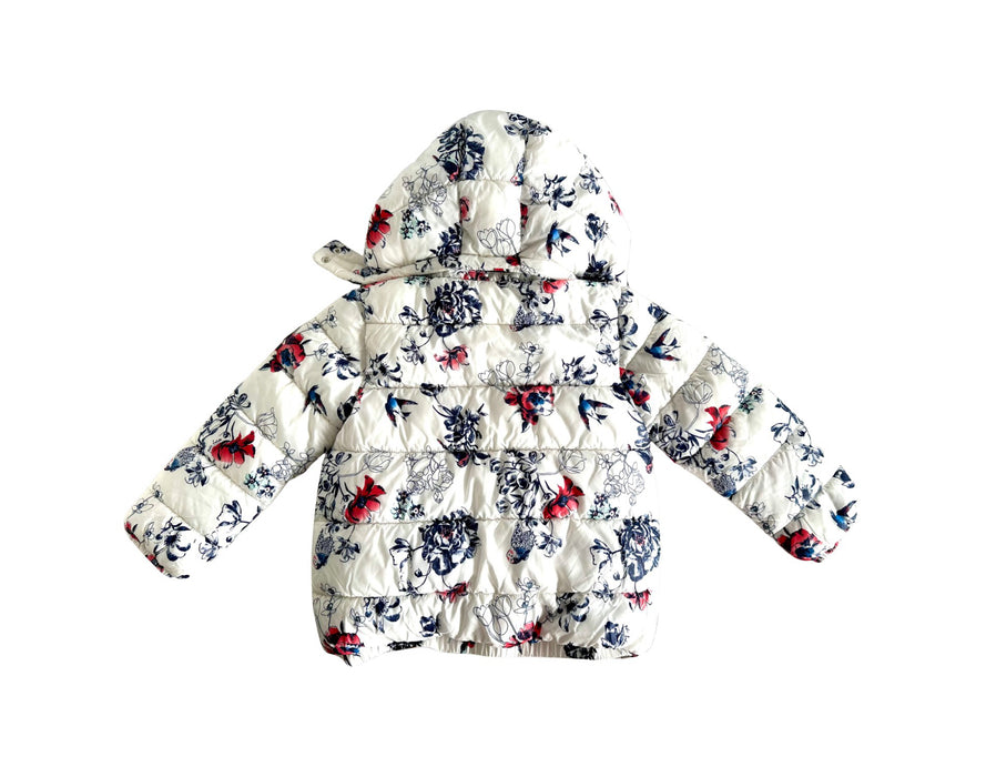 A White Puffer/Quilted Coats & Outerwear from Petit Bateau in size 6T for neutral. (Back View)