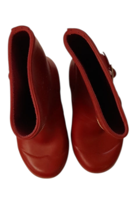 A Red Rain Boots from Hunter in size 4T for neutral. (Back View)