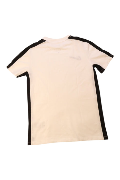 A White Active Tops from Nike in size 10Y for boy. (Back View)