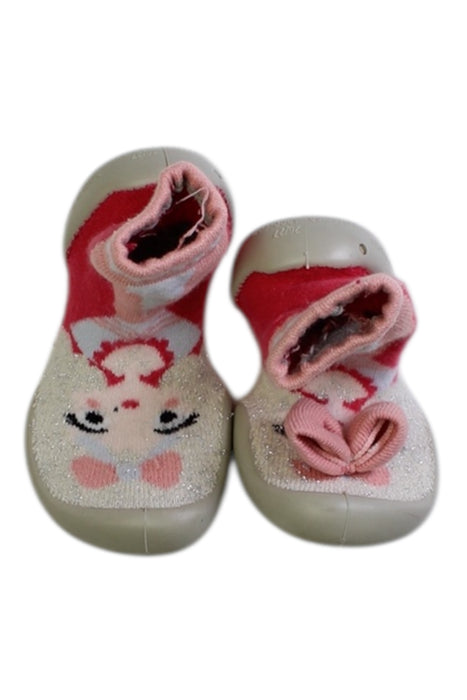 A Red Slippers from Collegien in size 4T for girl. (Back View)