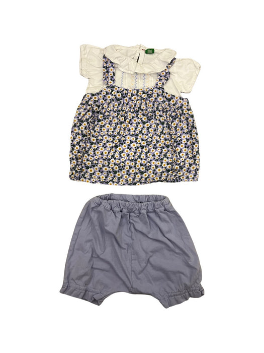 A White Shorts Sets from Ragmart in size 18-24M for girl. (Front View)