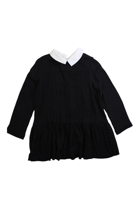 A Black Long Sleeve Dresses from Bonpoint in size 6T for girl. (Front View)