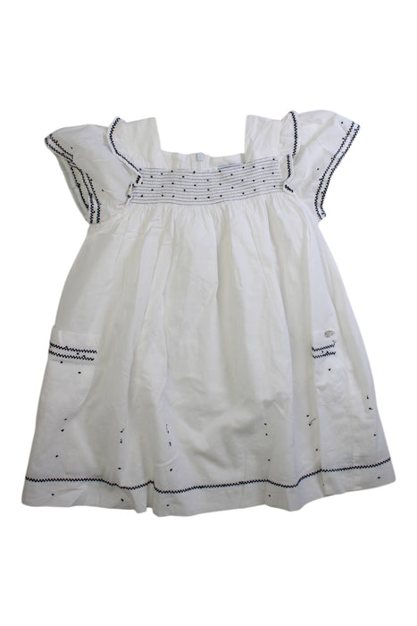 A White Sleeveless Tops from Tartine et Chocolat in size 5T for girl. (Front View)