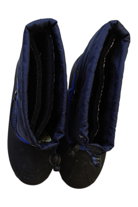 A Black Winter Boots from Kamik in size 10Y for boy. (Back View)