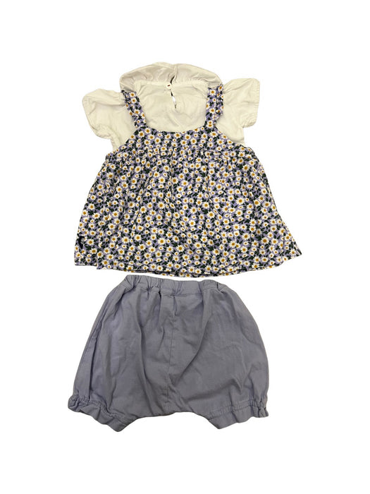 A White Shorts Sets from Ragmart in size 18-24M for girl. (Back View)