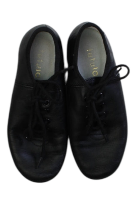 A Black Dress Shoes from Tutulamb in size 5T for girl. (Back View)
