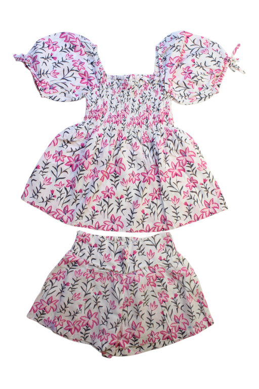 A Pink Shorts Sets from Seed in size 4T for girl. (Front View)