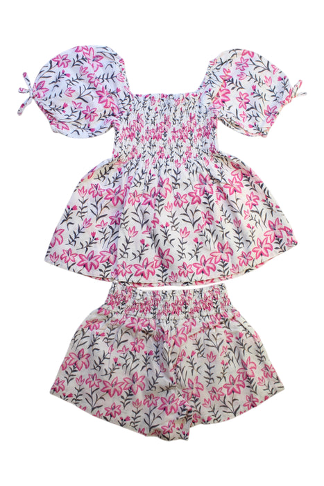 A Pink Shorts Sets from Seed in size 4T for girl. (Back View)