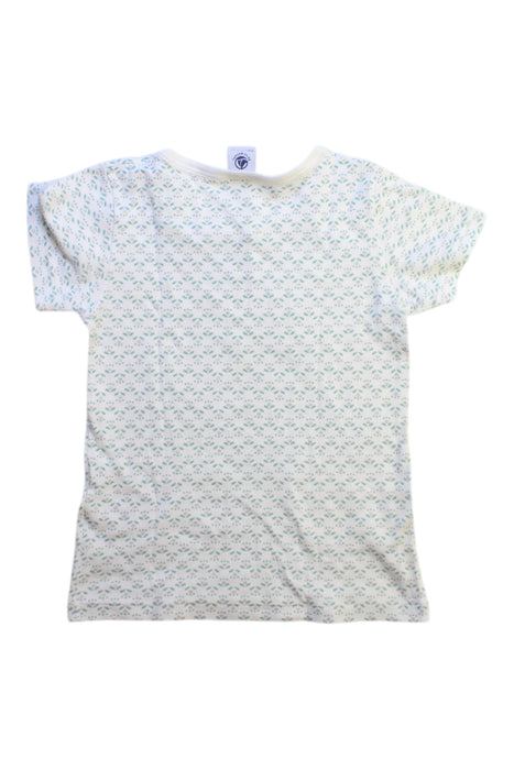 A White Short Sleeve T Shirts from Petit Bateau in size 6T for girl. (Back View)