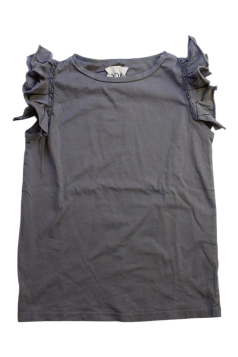 A Grey Sleeveless Tops from DOUUOD in size 6T for girl. (Front View)