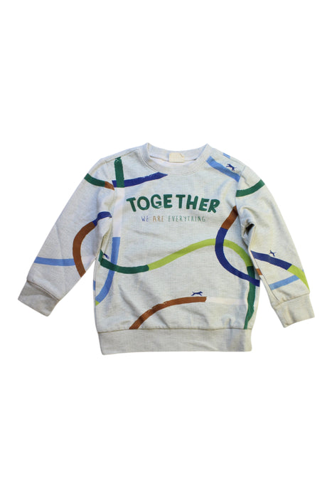 A Multicolour Sweatshirts from Momonittu in size 4T for boy. (Front View)