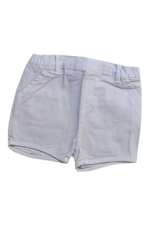 A White Shorts from Laranjinha in size 3-6M for boy. (Front View)