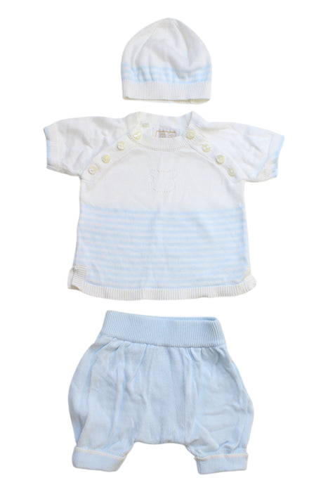 A White Gift Sets from Emile et Rose in size 0-3M for boy. (Front View)