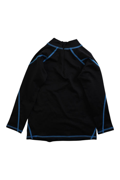 A Black Rash Guards from Aquasport in size 4T for boy. (Back View)