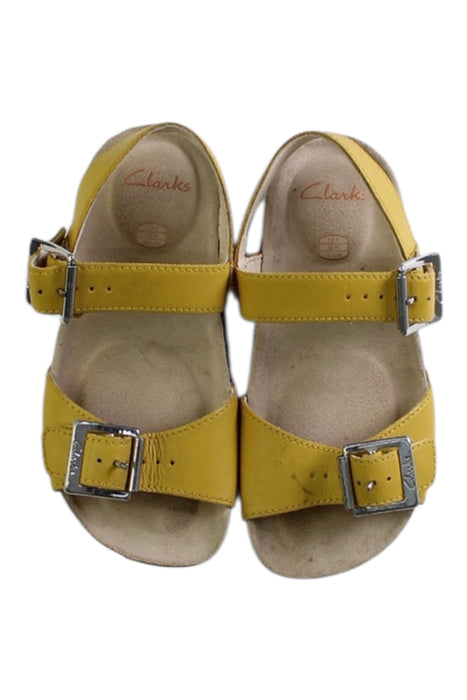 A Yellow Sandals from Clarks in size 5T for girl. (Back View)