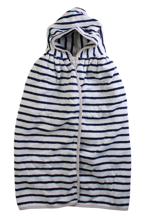 A Blue Towels from Petit Bateau in size O/S for boy. (Front View)
