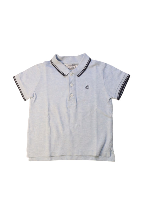 A Grey Short Sleeve Polos from Petit Bateau in size 4T for boy. (Front View)