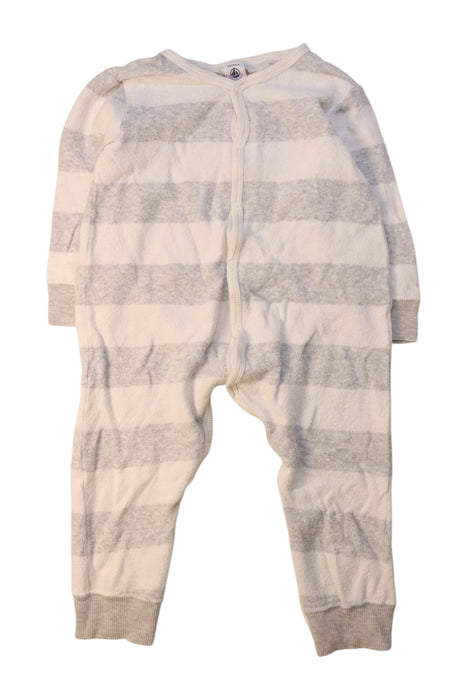 A White Onesies from Petit Bateau in size 12-18M for boy. (Front View)