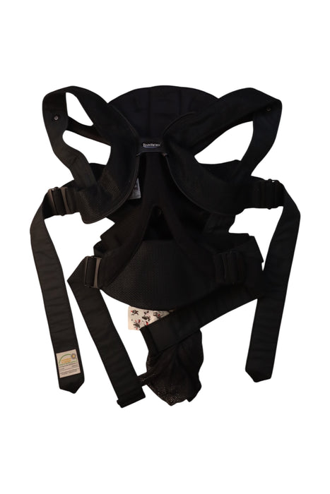 A Black Baby Carriers from BabyBjorn in size O/S for neutral. (Back View)