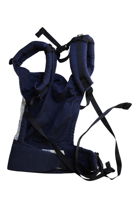 A Navy Baby Carriers from Tula in size O/S for neutral. (Back View)