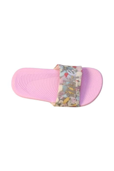 A Pink Sandals from Nike in size 5T for neutral. (Front View)