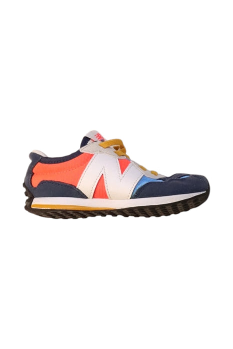 A Multicolour Sneakers from New Balance in size 4T for neutral. (Front View)