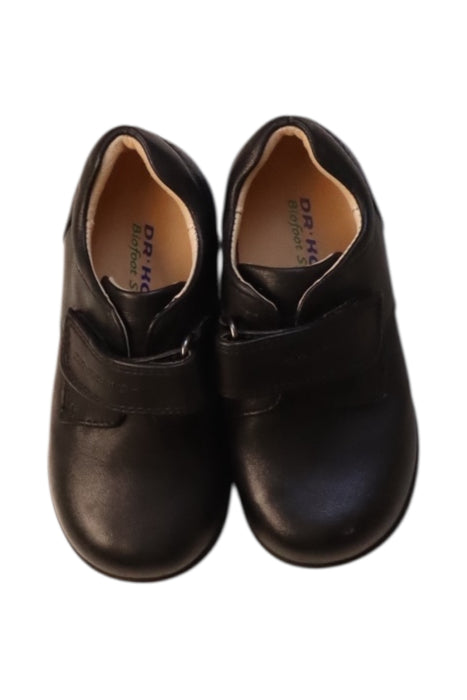 A Black Dress Shoes from Dr. Kong in size 3T for neutral. (Back View)