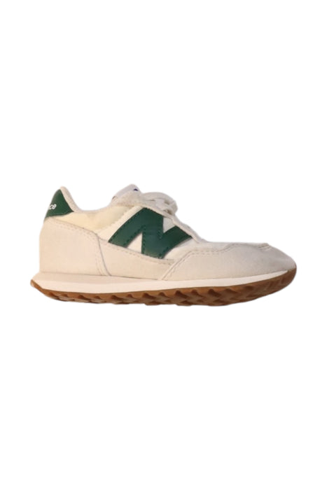 A White Sneakers from New Balance in size 3T for neutral. (Front View)