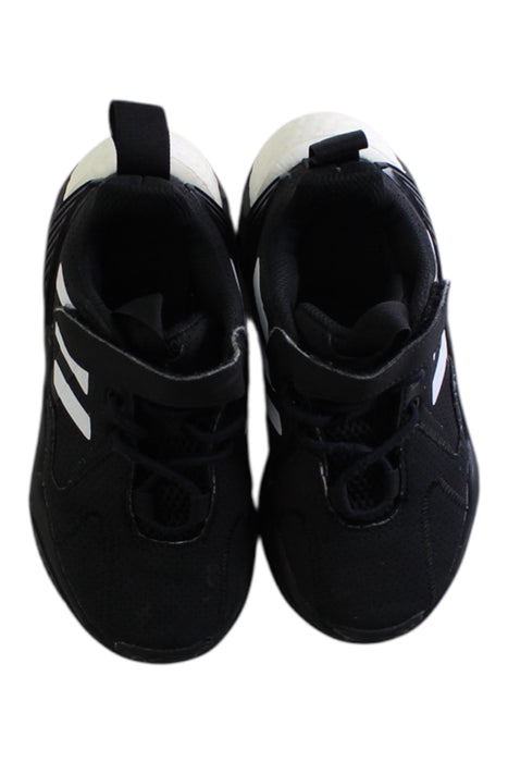 A Black Sneakers from Adidas in size 5T for boy. (Back View)