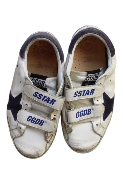 A White Sneakers from Golden Goose in size 7Y for neutral. (Back View)