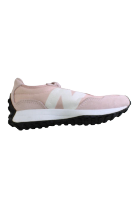 A Pink Sneakers from New Balance in size 5T for girl. (Front View)
