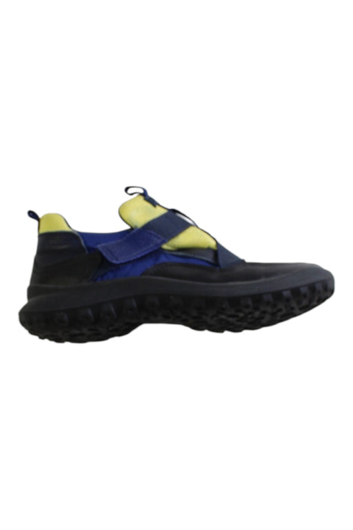 A Multicolour Sneakers from Camper in size 7Y for boy. (Front View)