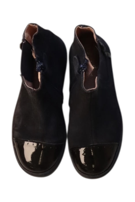 A Black Sneakers from Jacadi in size 6T for girl. (Back View)
