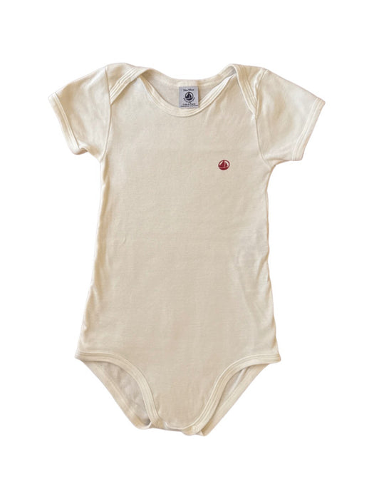 A White Short Sleeve Bodysuits from Petit Bateau in size 3T for neutral. (Front View)