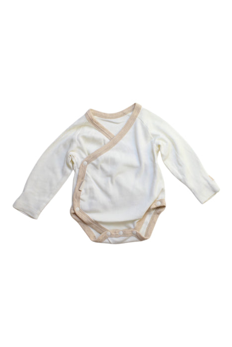 A White Long Sleeve Bodysuits from Natures Purest in size 0-3M for neutral. (Front View)