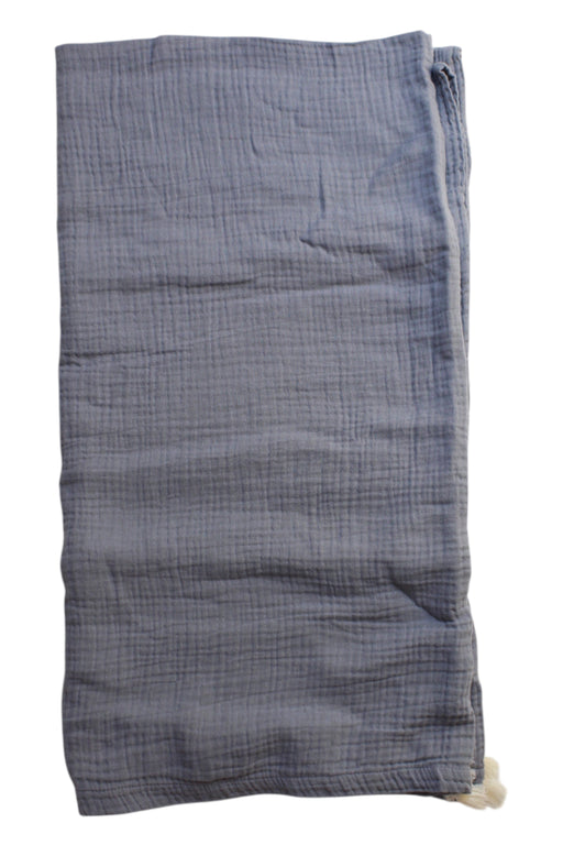 A Blue Blankets from mimi et lulu in size O/S for boy. (Front View)