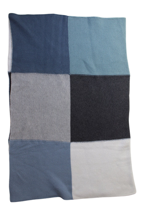 A Multicolour Blankets from Elegant Baby in size O/S for boy. (Back View)