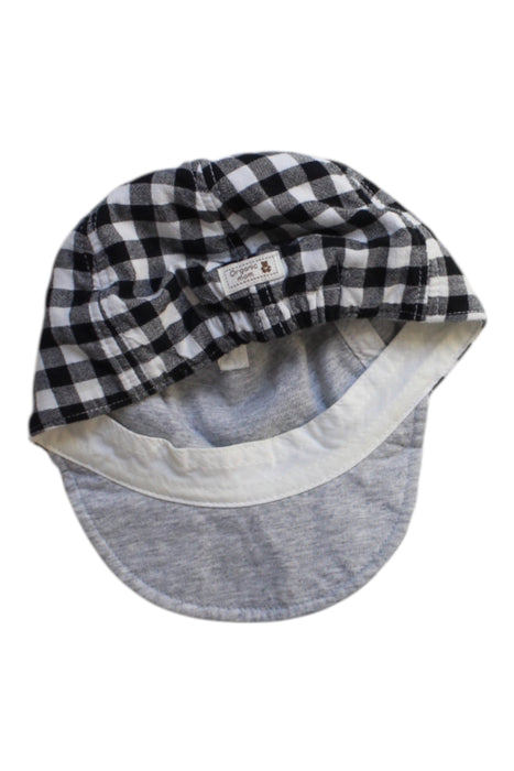 A Black Caps from Organic Mom in size O/S for boy. (Back View)